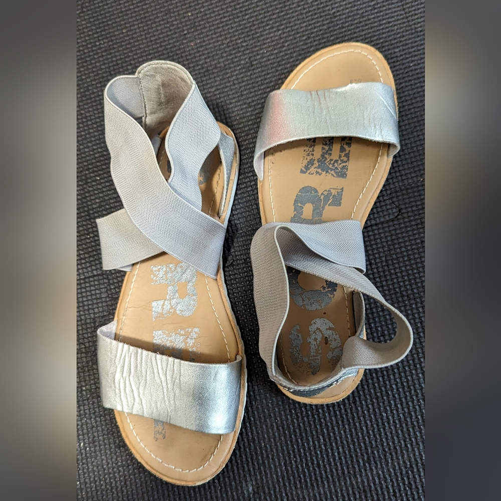 Flat Silver Leather Sandals